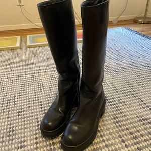 Stuart Weitzman Norah Tall Boots size 8